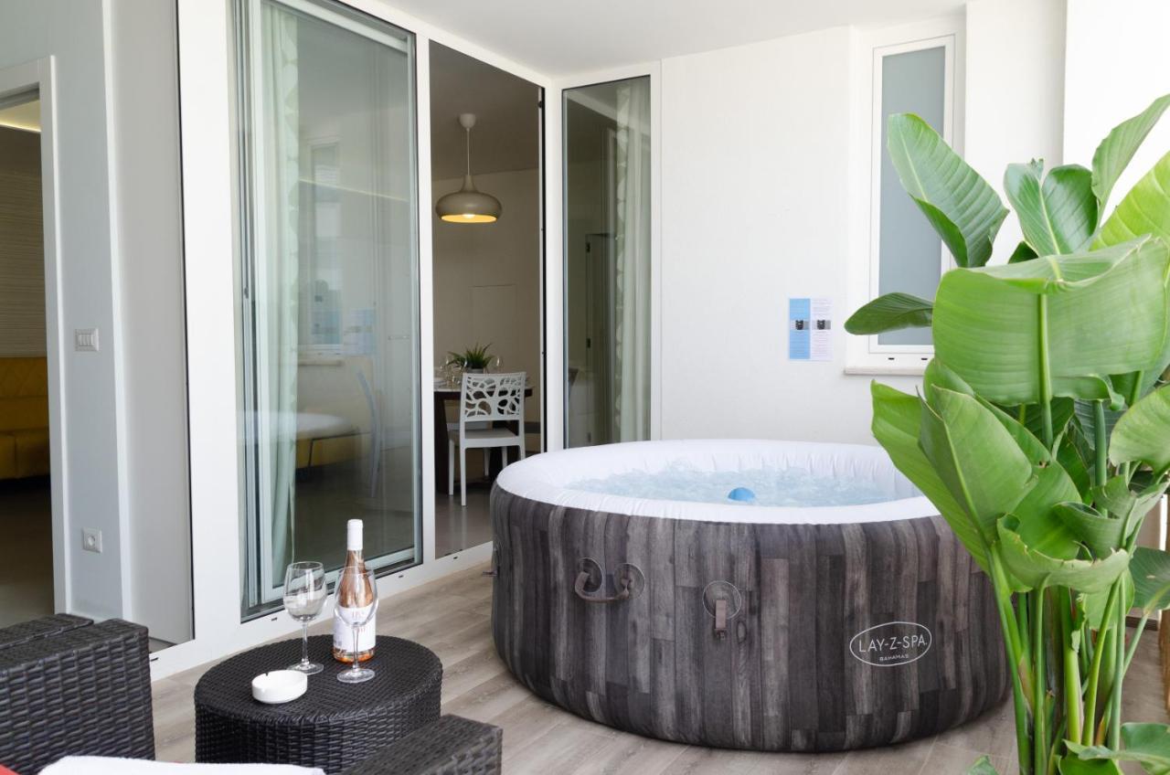 Appartamento Apulialux Polignano High Class / Jacuzzi + Parking Polignano a Mare Esterno foto